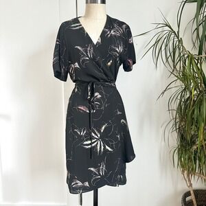 Babaton Aritzia Wallace Wrap Dress Floral‎ Watercolor Print Size Small